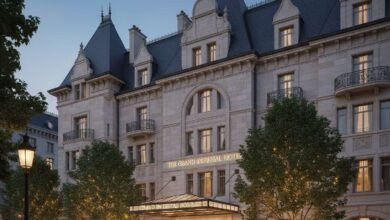 Restaurants in Canada are under severe financial pressure